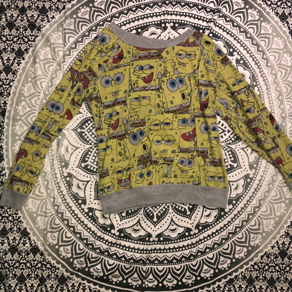 Reversible spongebob tee. - Picture 2 of 2